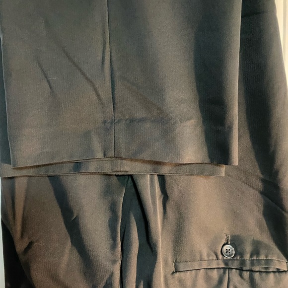 Mens Claiborne gray dress pants.  Size 36x30 - Picture 2 of 4